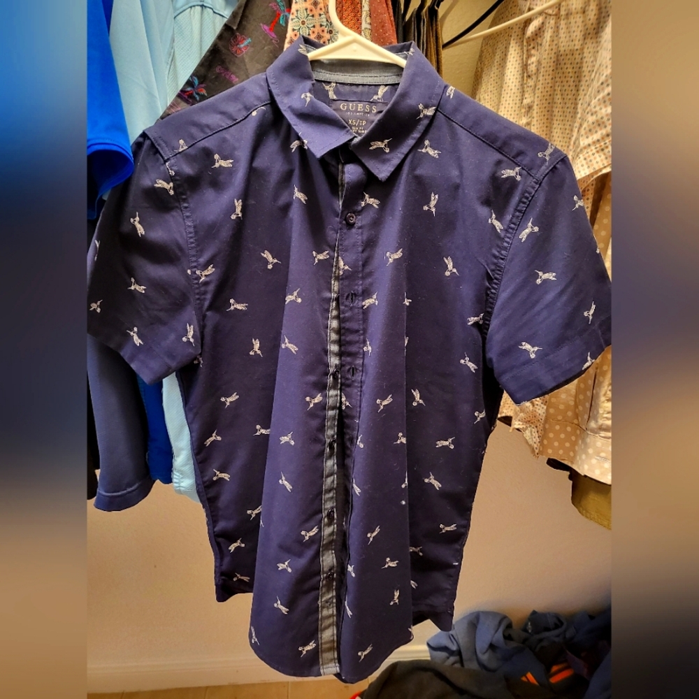 Guess hummingbird short sleeve